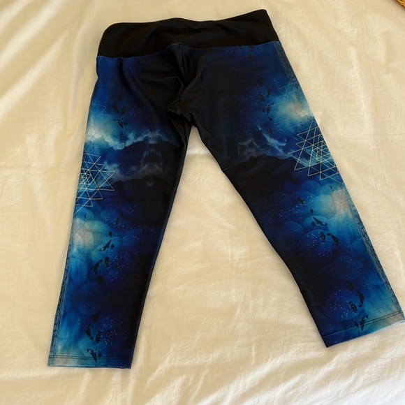 The Om Collection calf length leggings. Size small. Gently worn. - Picture 2 of 3